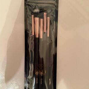 Black and Rose Gold Makeup Brush Set